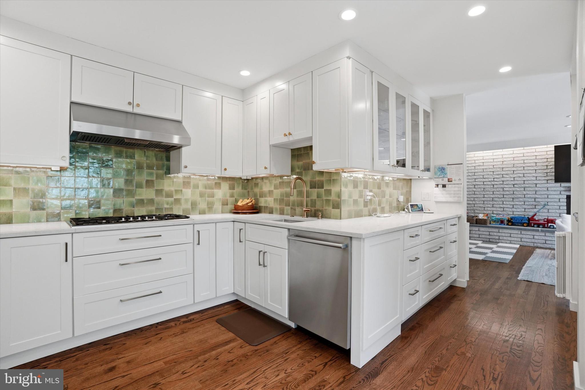 15 Llanberris Road Bala Cynwyd, PA 19004 - Photo 7 of 30 Gallery Image 7