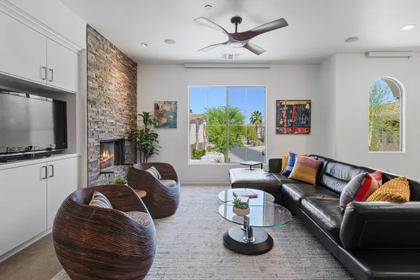 $528,000 | 1377 Yermo Drive South, Palm Springs, CA 92262
