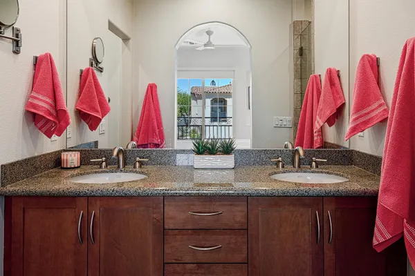 $528,000 | 1377 Yermo Drive South, Palm Springs, CA 92262