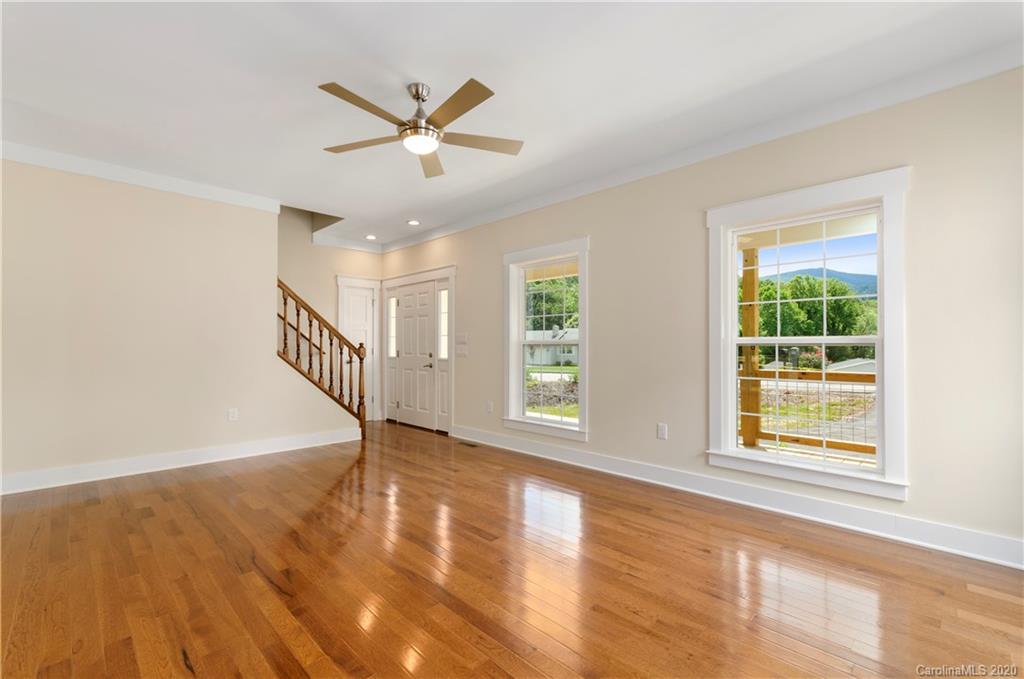 215 Auburn Road Waynesville, NC 28786 - Photo 8 of 24 Gallery Image 8
