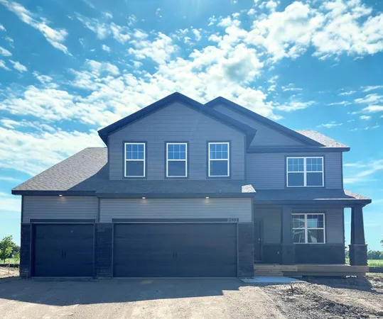 $575,000 | 9533 49th Place Northeast, St. Michael, MN 55376