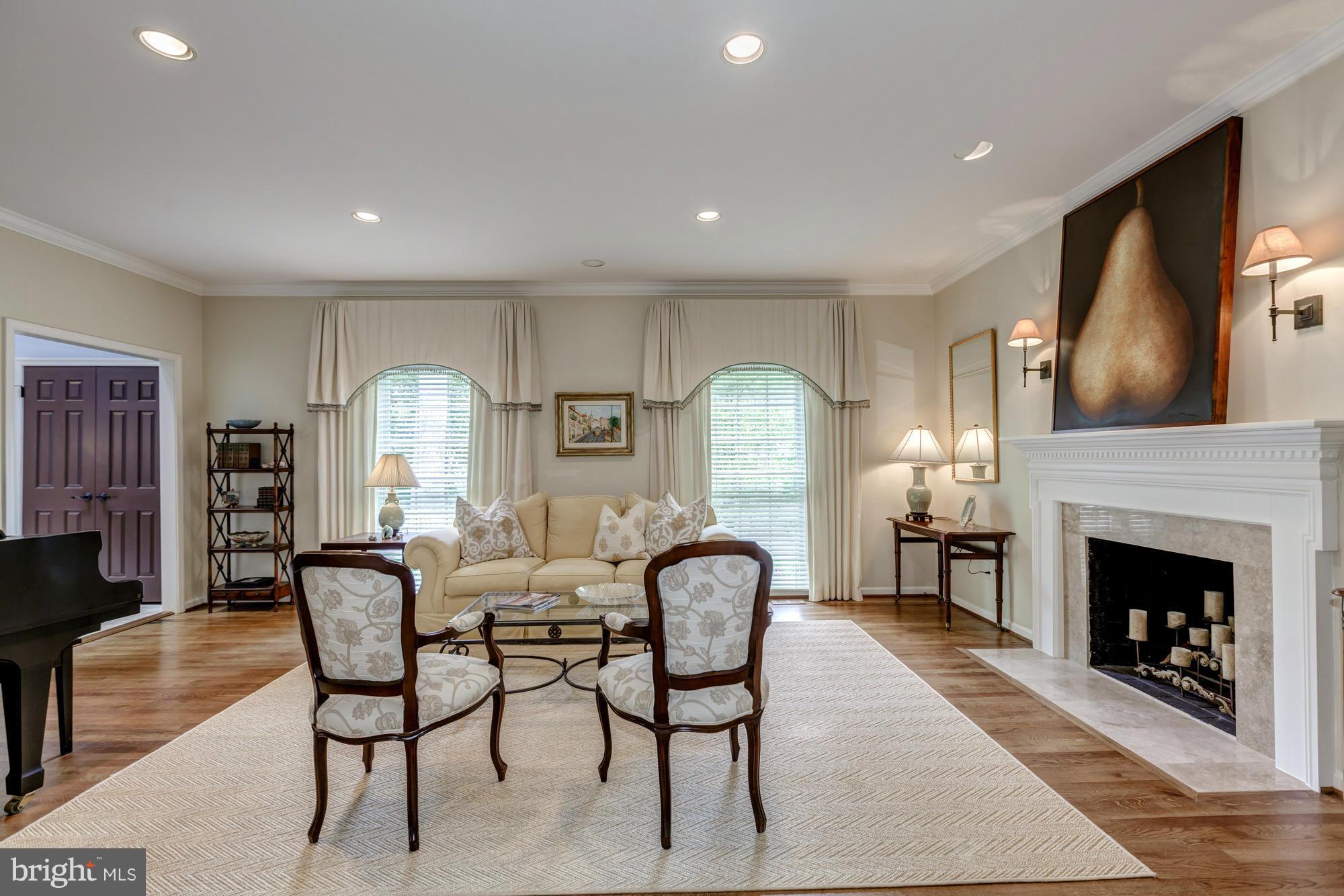 1111 Old Cedar Road McLean, VA 22102 - Photo 8 of 30 Living Room