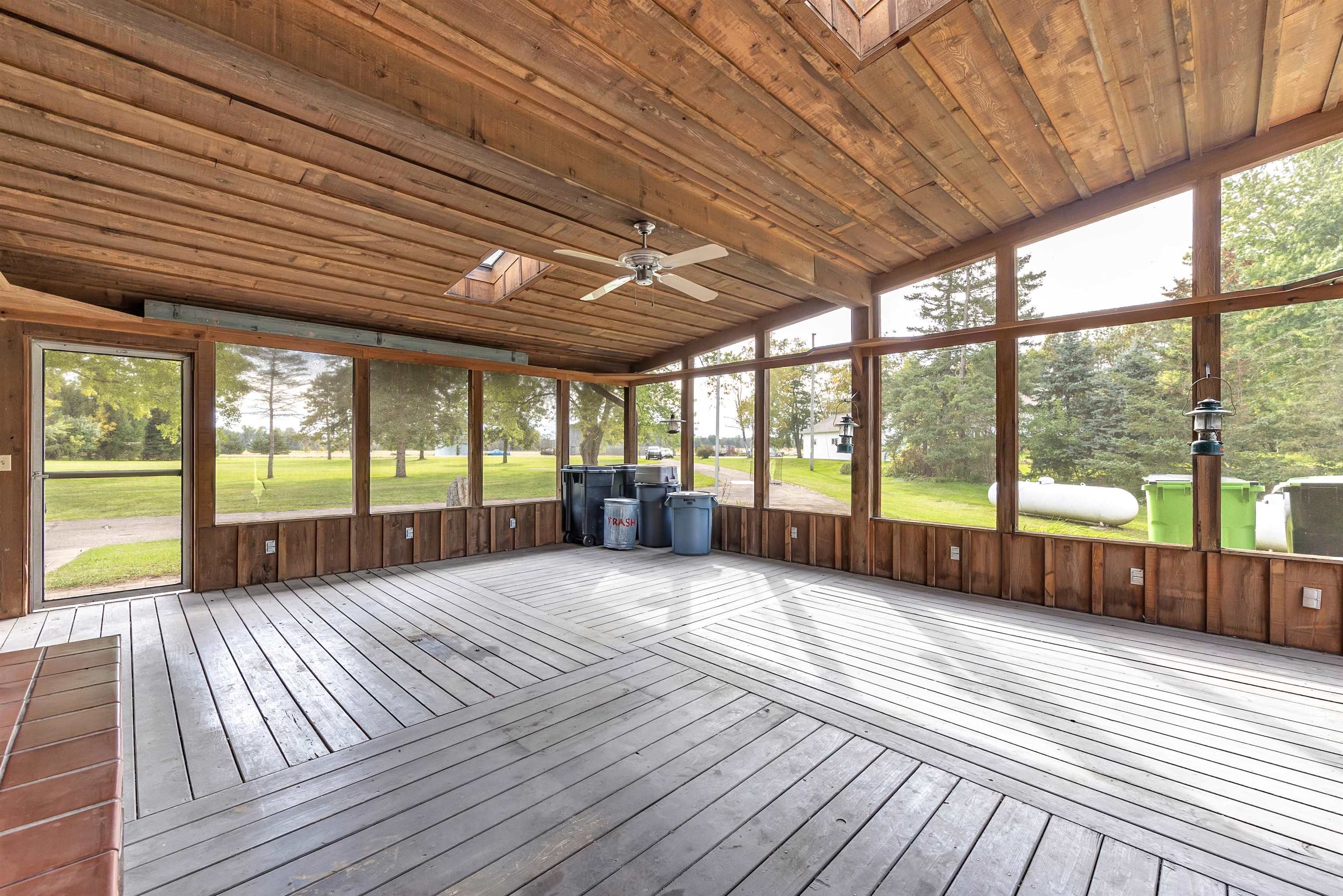 E6562 County Rd F Weyauwega, WI 54983 - Photo 5 of 67 Gallery Image 5