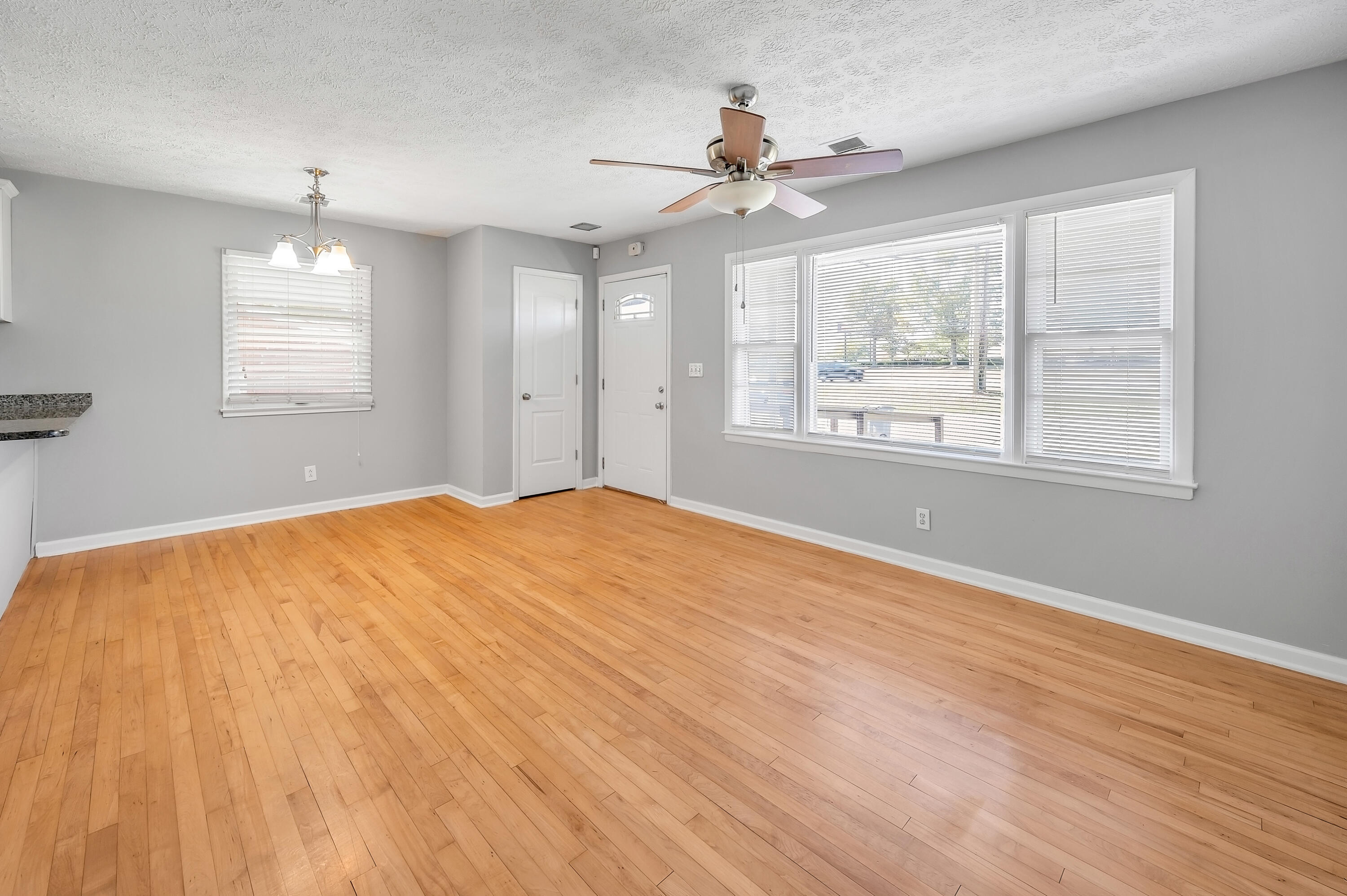 2012 Parallel Road Lexington, KY 40511 - Photo 11 of 34 TDB_4908