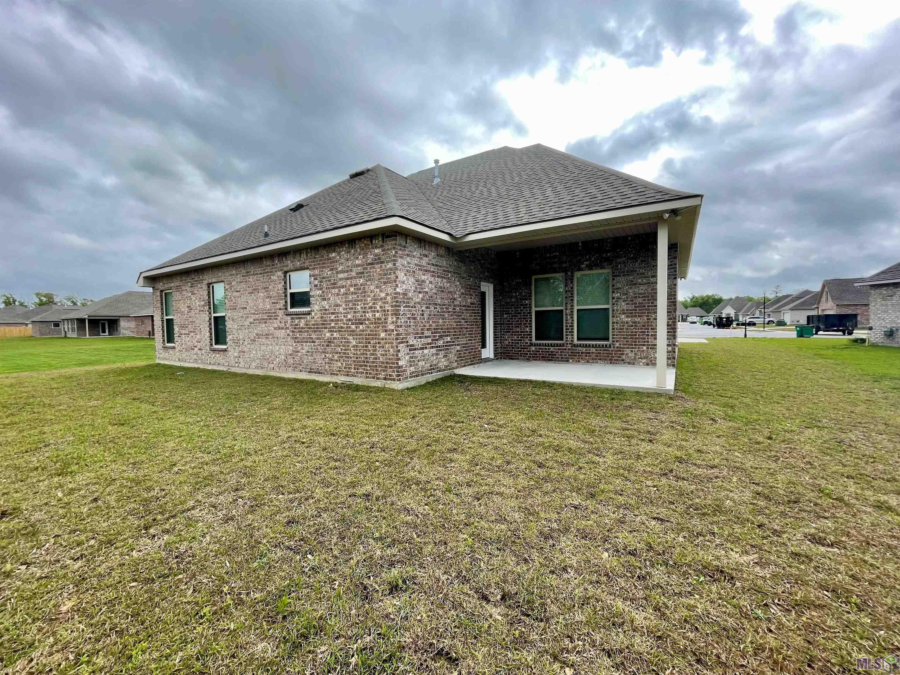 331 Modesto Drive Houma, LA 70364 - Photo 5 of 6