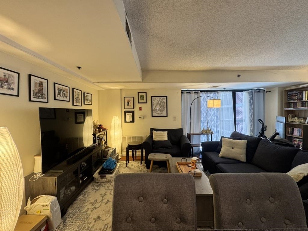 700 1st Street, Unit 5D Hoboken, NJ 07030 - Photo 5 of 33