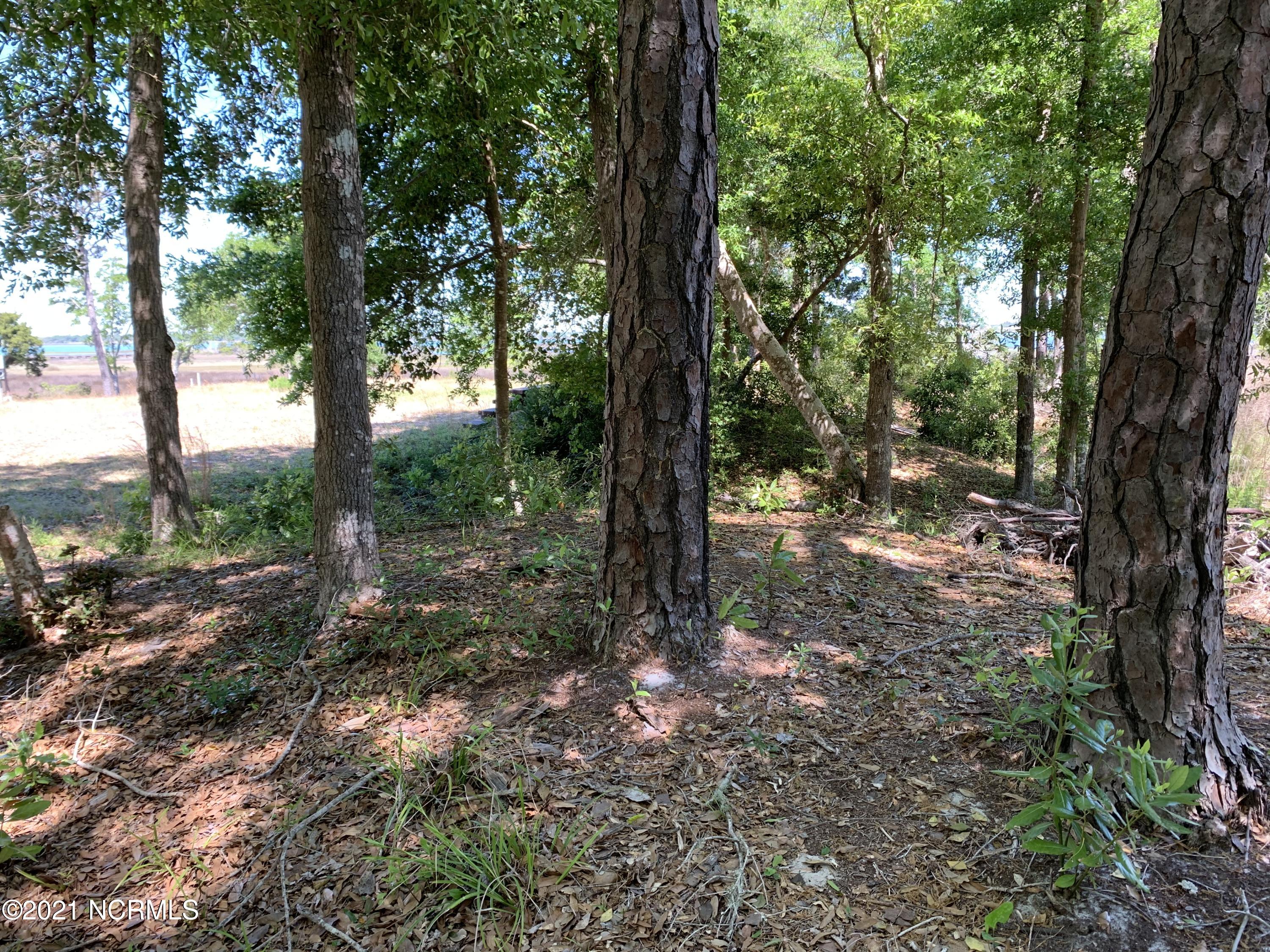 10512 Coast Guard Road Emerald Isle, NC 28594 - Photo 12 of 25 Front High Ground