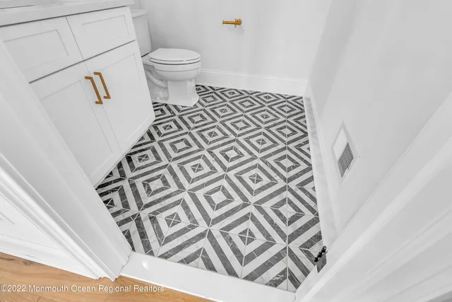 $1,550,000 | 178 Eagle Way, Eatontown, NJ 07724