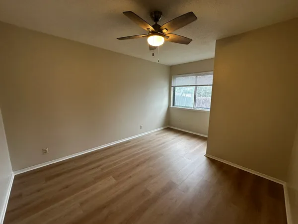 $1,375 | 5802 Emerald Forest Drive, Unit B, Austin, TX 78745