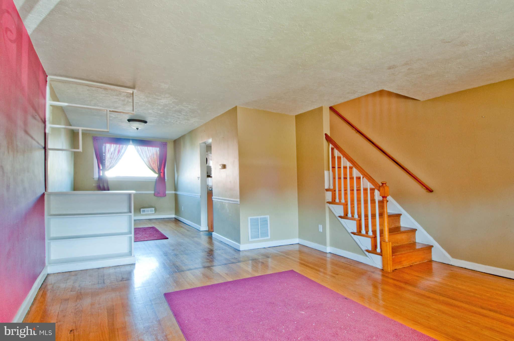 422 Westfield Road Baltimore, MD 21222 - Photo 2 of 24 a view of entryway and hall