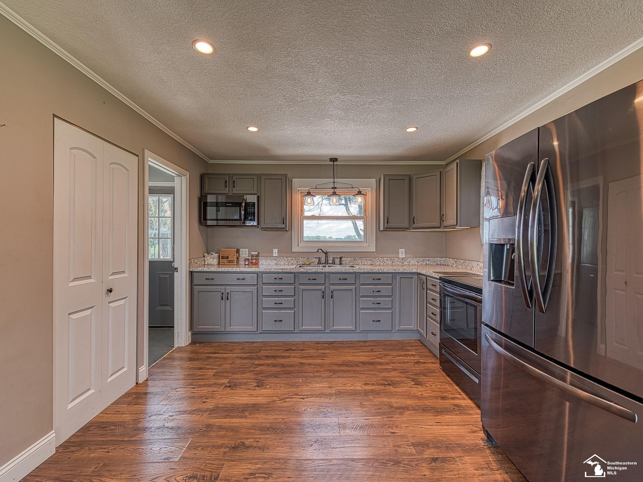 3150 Stewart Road Monroe, MI 48162 - Photo 8 of 32 Gallery Image 8