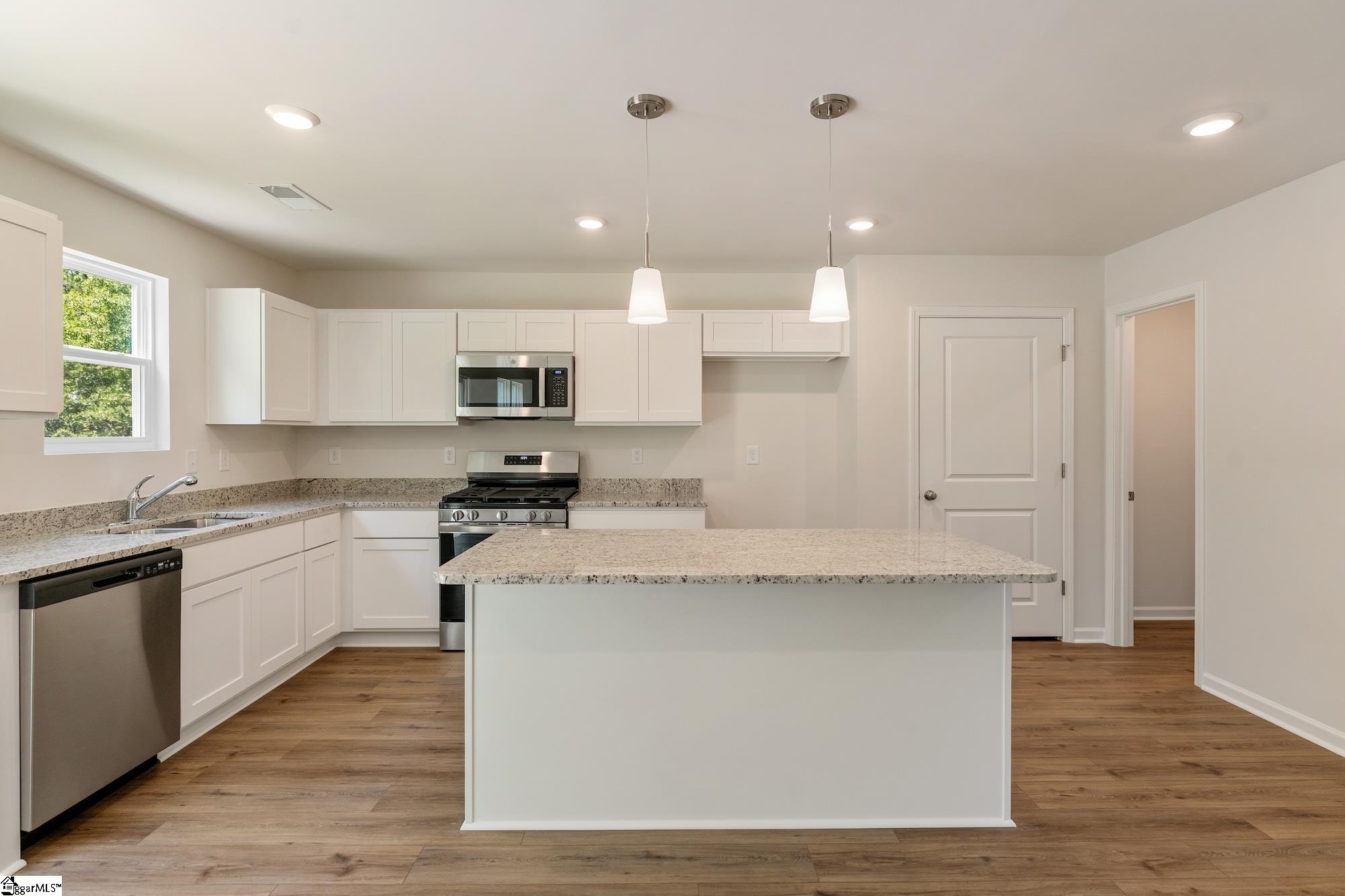 397 Prosperity Lane Moore, SC 29369 - Photo 8 of 28