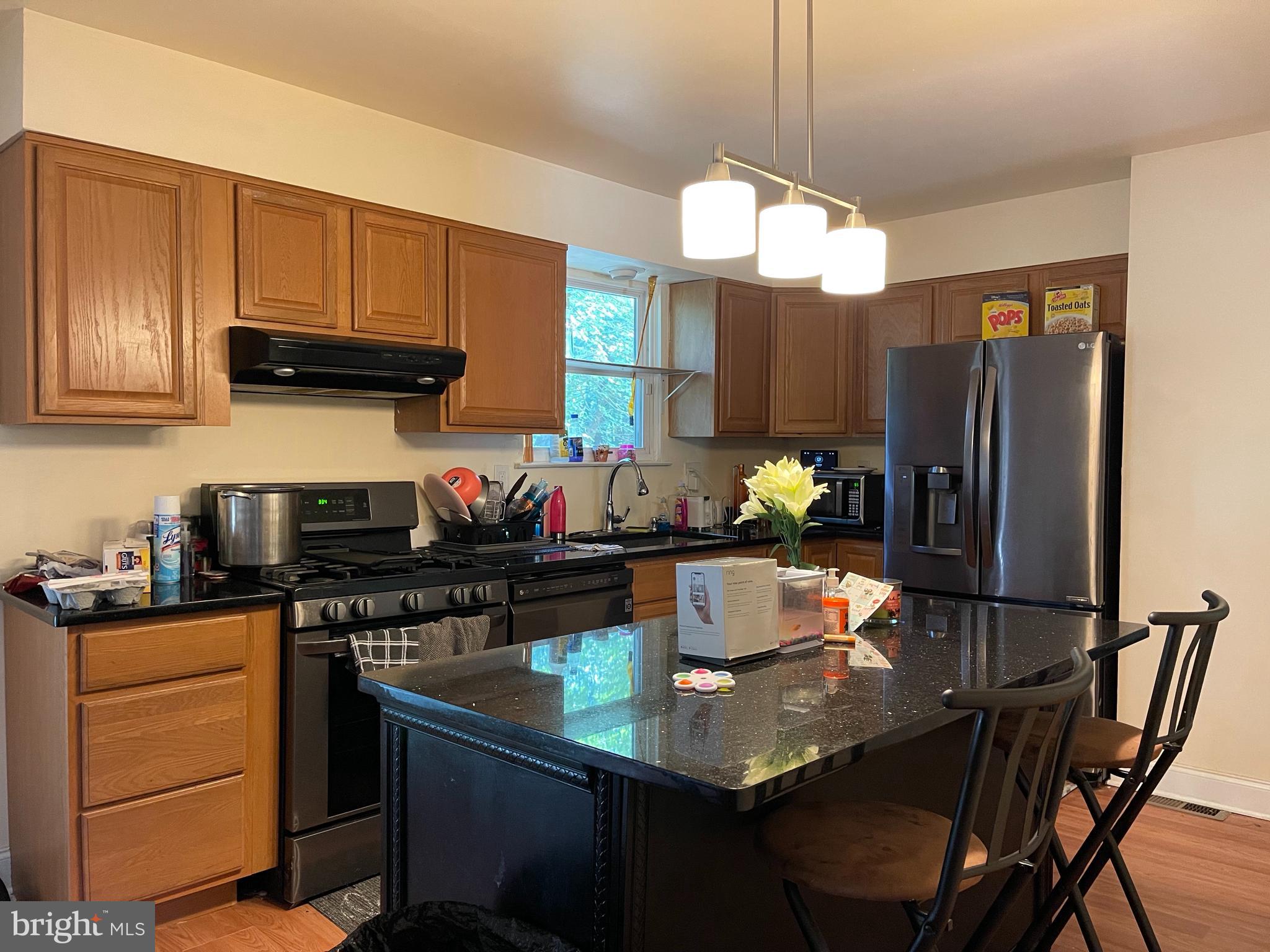 325 Walnut Avenue Marlton, NJ 08053 - Photo 3 of 7