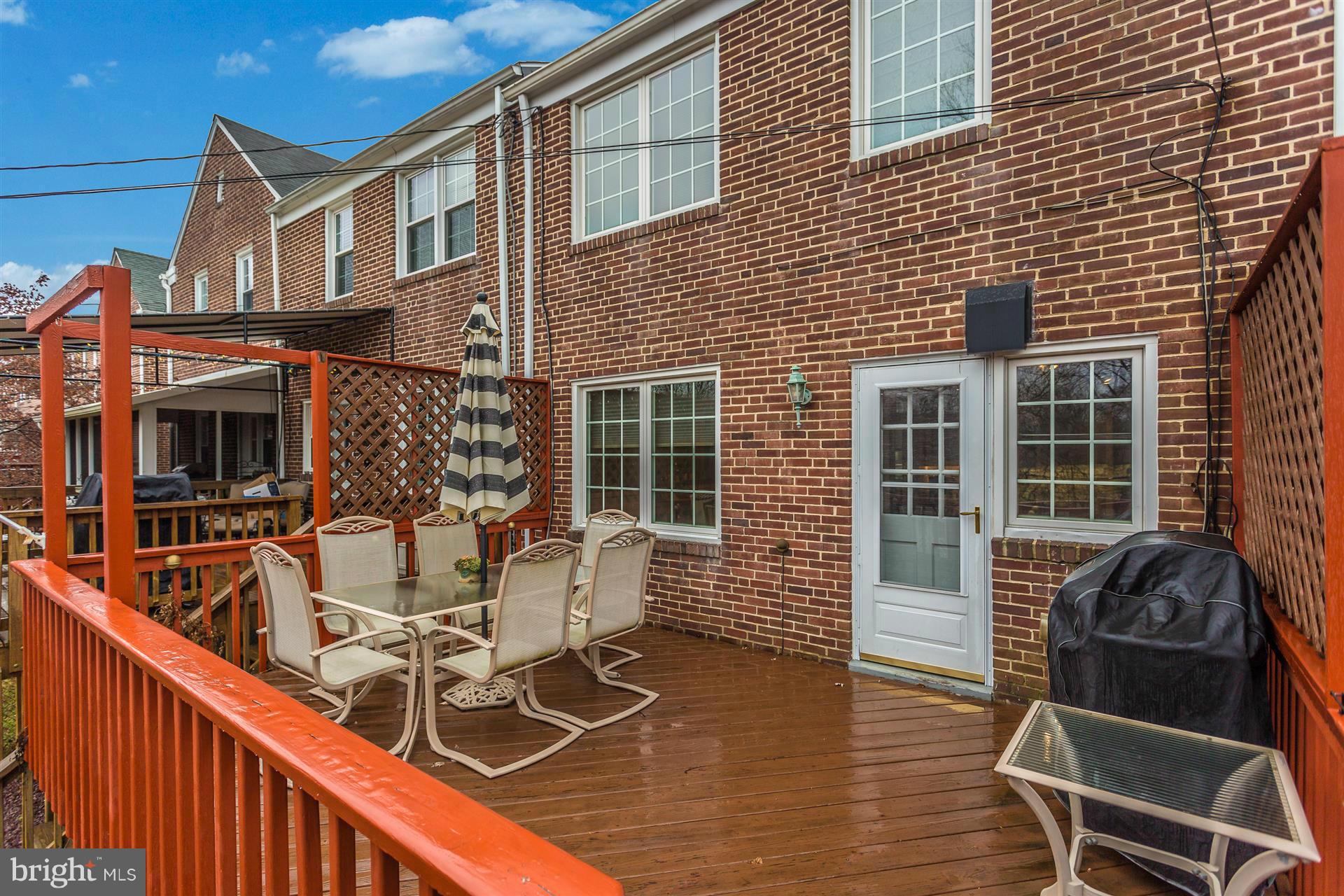 172 Stanmore Road Baltimore, MD 21212 - Photo 28 of 30 a view of a chair and table in the balcony