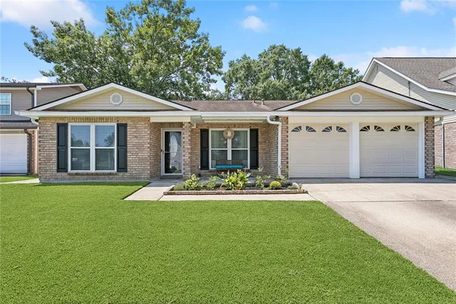 $353,000 | 3744 Tara Drive, Destrehan, LA 70047