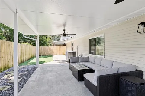 $353,000 | 3744 Tara Drive, Destrehan, LA 70047