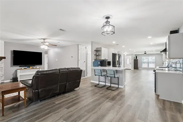 $353,000 | 3744 Tara Drive, Destrehan, LA 70047