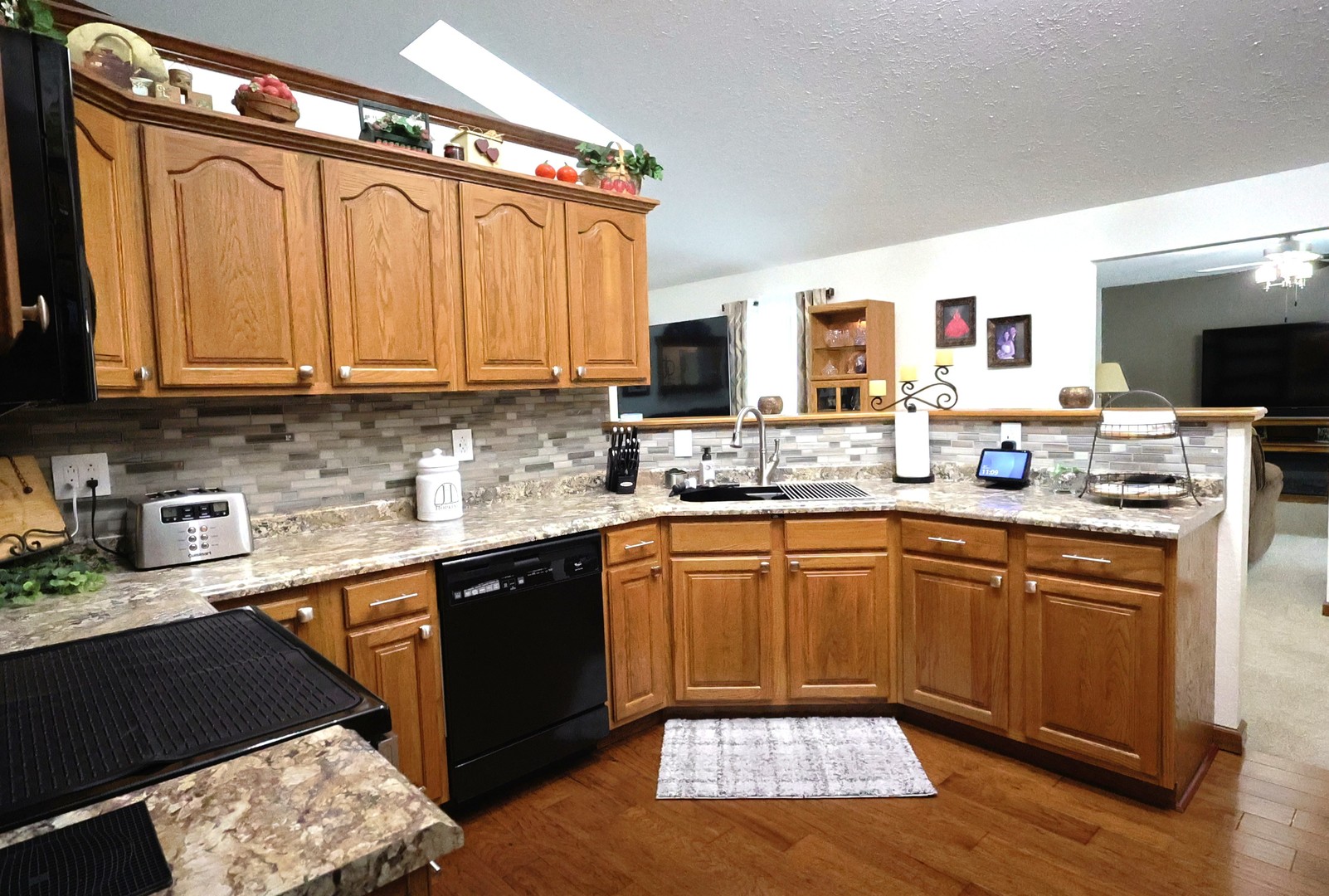 2861 College Street Road Salem, IL 62881 - Photo 15 of 50