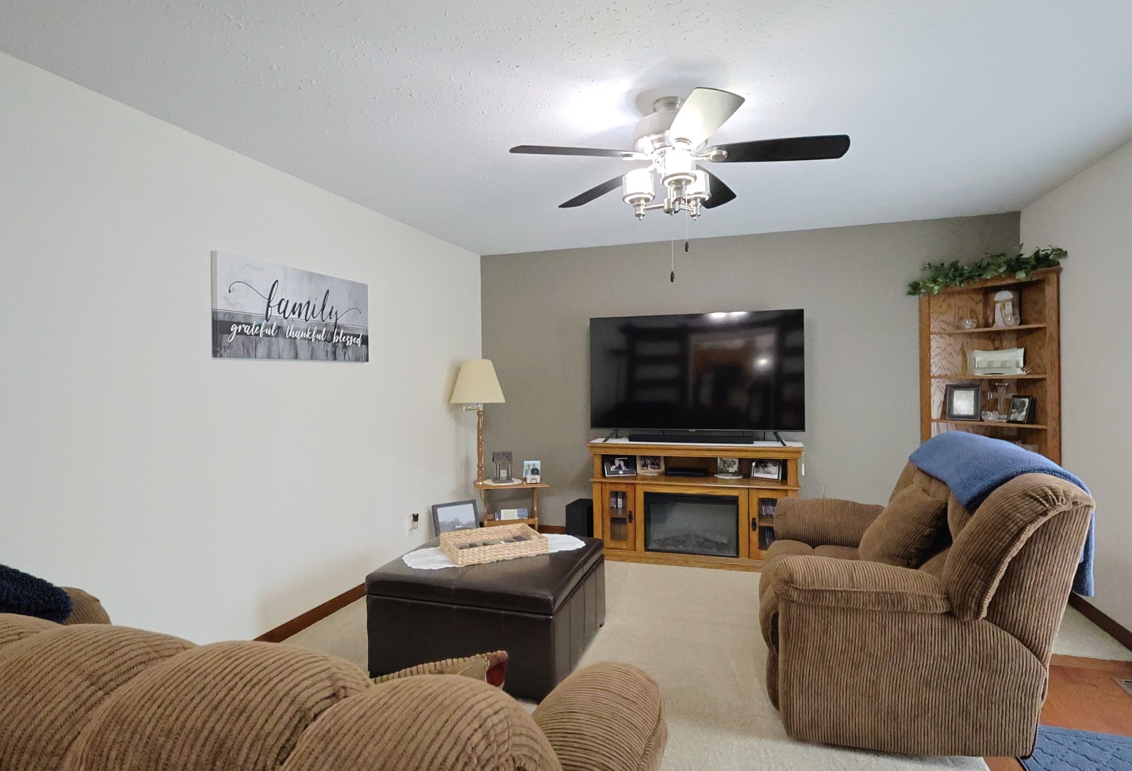 2861 College Street Road Salem, IL 62881 - Photo 17 of 50