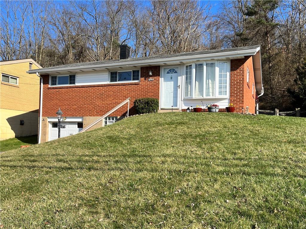 463 Lindsay Road Carnegie, PA 15106 - Photo 2 of 21 Gallery Image 2