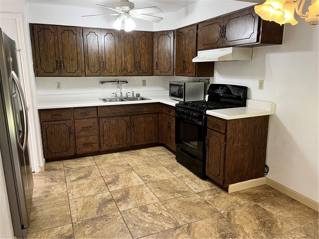 463 Lindsay Road Carnegie, PA 15106 - Photo 9 of 21 Gallery Image 9