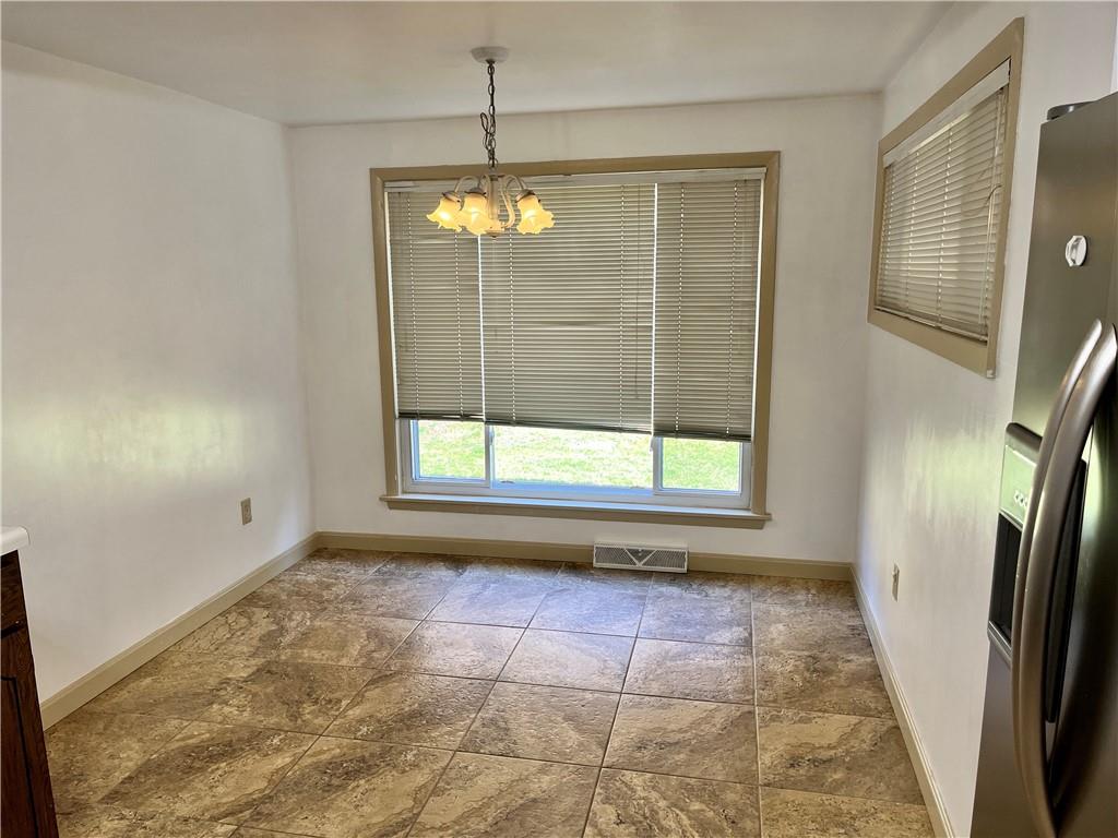 463 Lindsay Road Carnegie, PA 15106 - Photo 10 of 21 Gallery Image 10