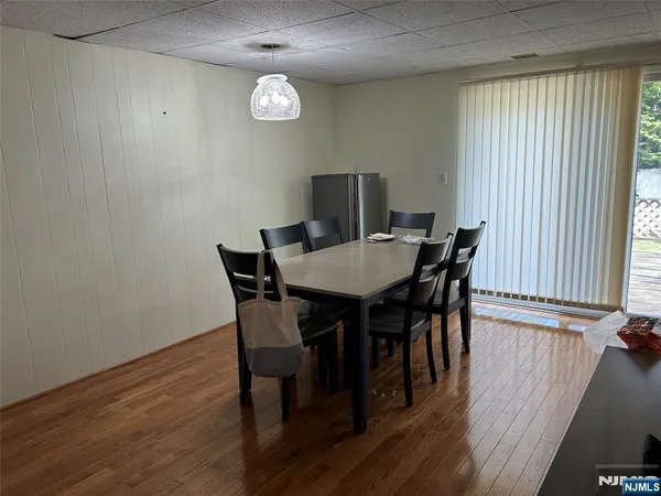 $4,300 | 33 Haring Street, Closter, NJ 07624