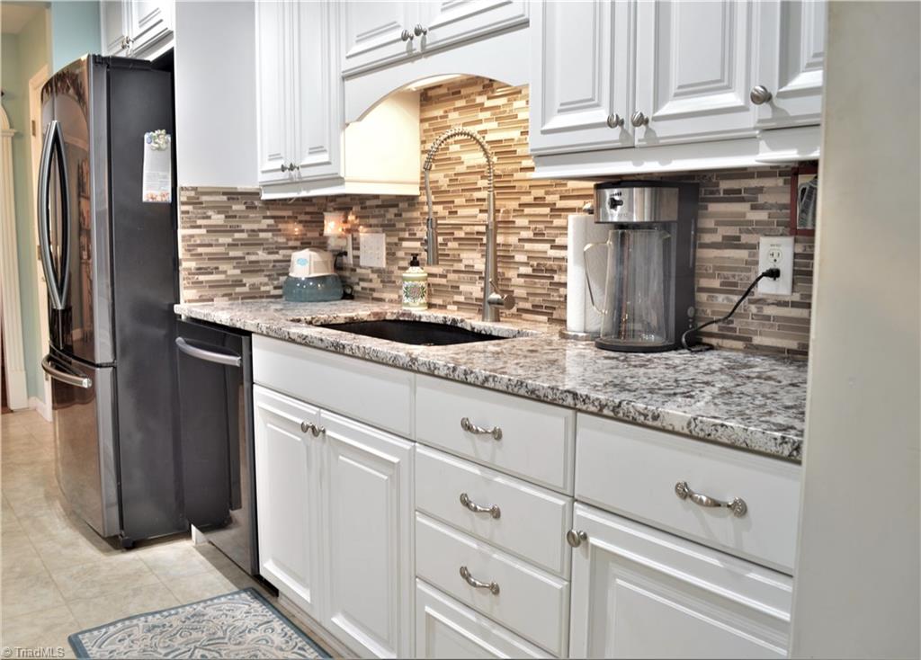 3955 Ebert Road Winston-Salem, NC 27127 - Photo 5 of 29 Gallery Image 5
