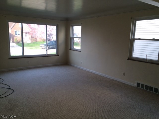7513-7515 Jameson Road Parma, OH 44129 - Photo 3 of 9