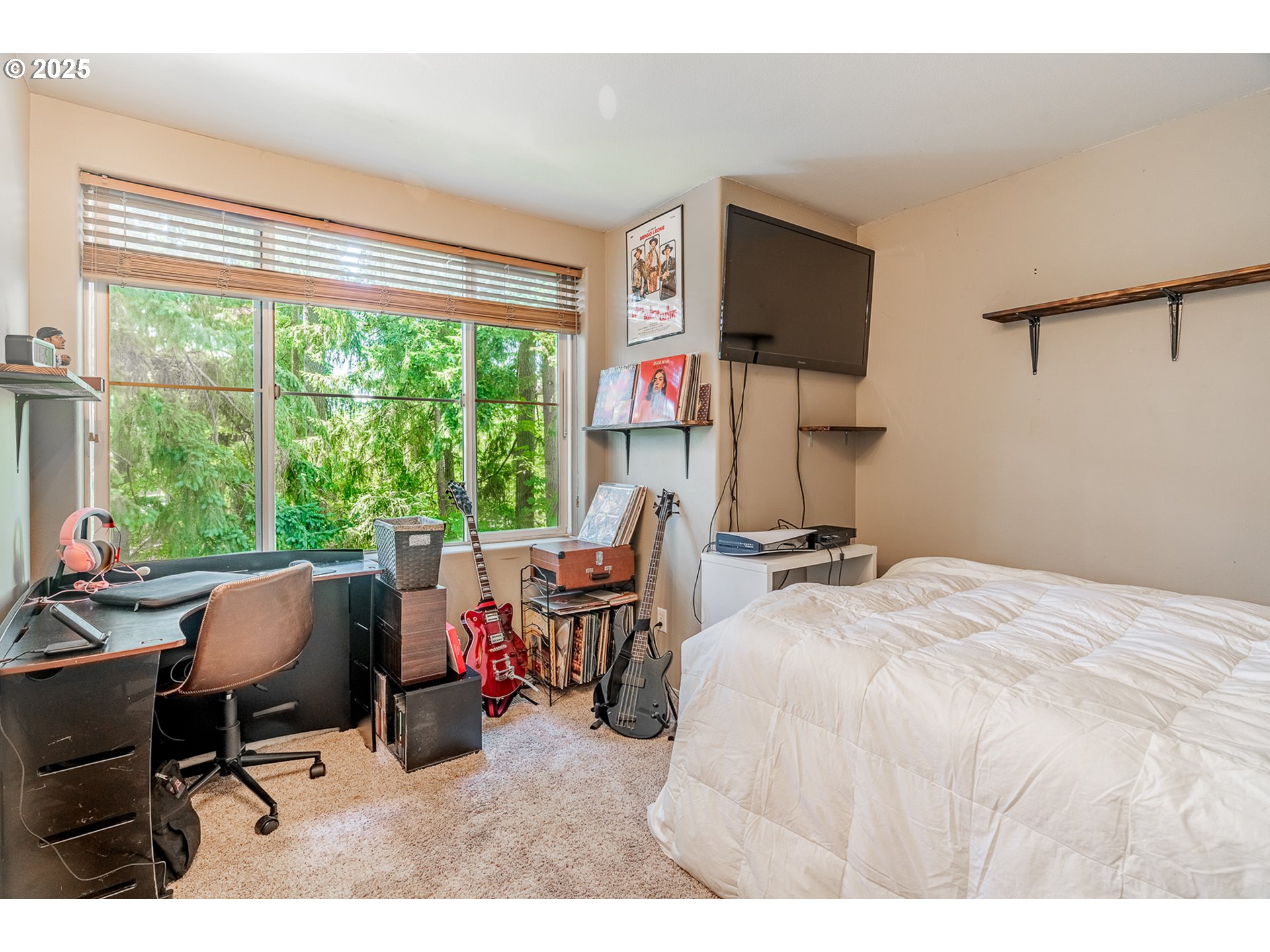 14198 Southwest Barrows Road, Unit 3 Portland, OR 97223 - Photo 17 of 31