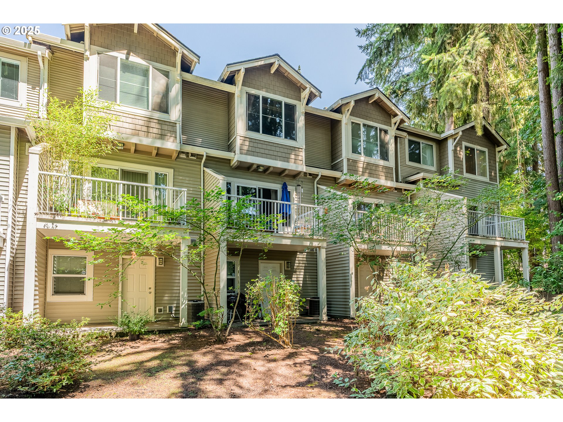 14198 Southwest Barrows Road, Unit 3 Portland, OR 97223 - Photo 30 of 31