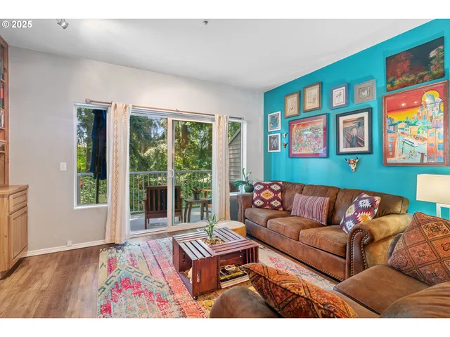 $317,000 | 14198 Southwest Barrows Road, Unit 3, Portland, OR 97223