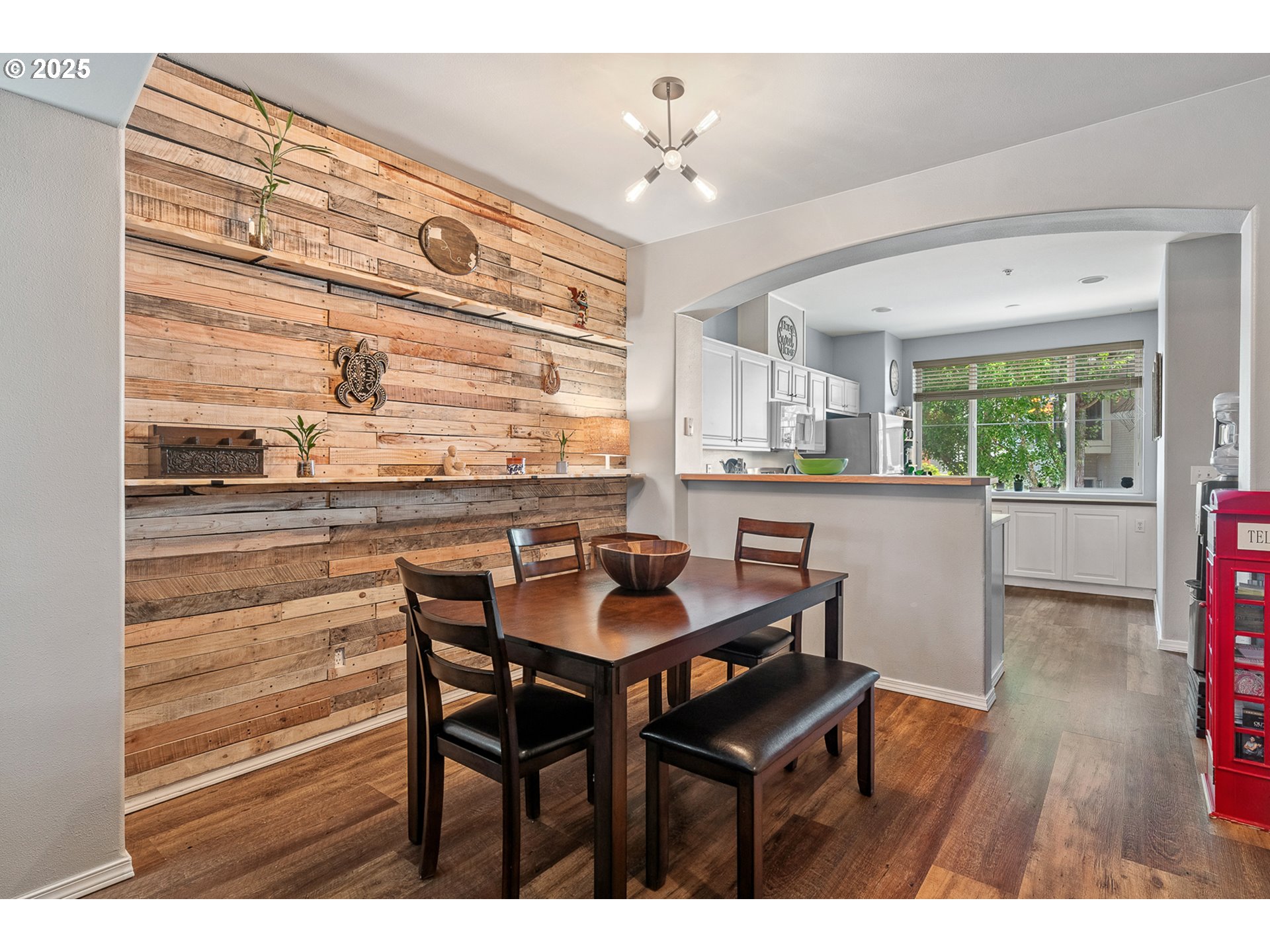 14198 Southwest Barrows Road, Unit 3 Portland, OR 97223 - Photo 7 of 31