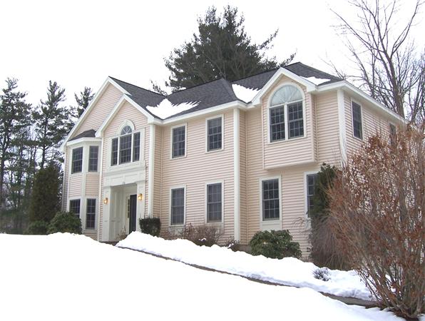 26 Boutwell Road Andover, MA 01810 - Photo 1 of 23