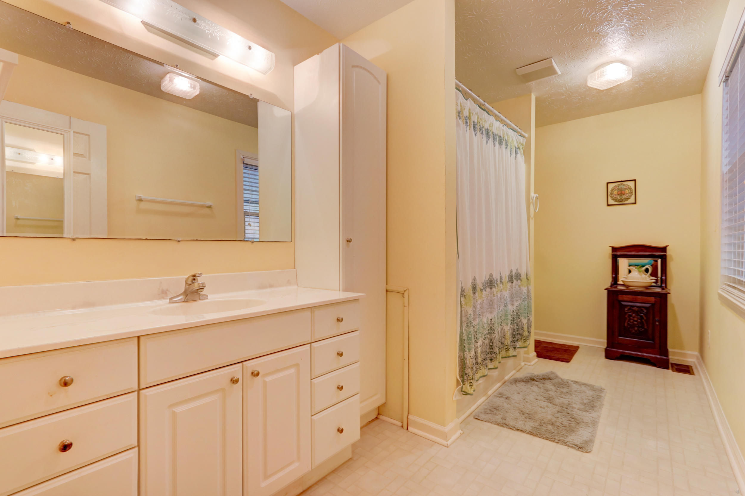 622 Chestnut Grove Road Dandridge, TN 37725 - Photo 15 of 24 622 Chestnut Grove Rd