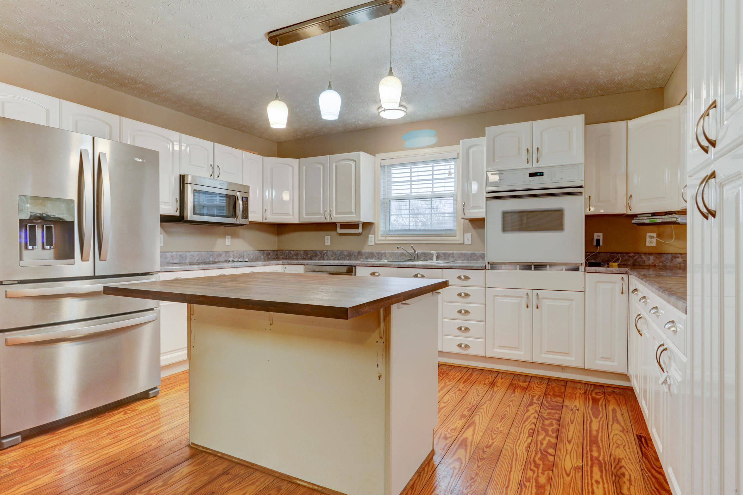 622 Chestnut Grove Road Dandridge, TN 37725 - Photo 7 of 24 622 Chestnut Grove Rd