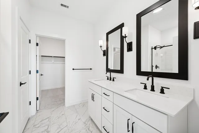 $325,560 | 440 East Rose Marie Lane, Montgomery, TX 77356