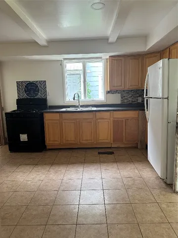 $1,400 | 33 Cherry Street, Johnson City, NY 13790