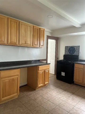 $1,400 | 33 Cherry Street, Johnson City, NY 13790