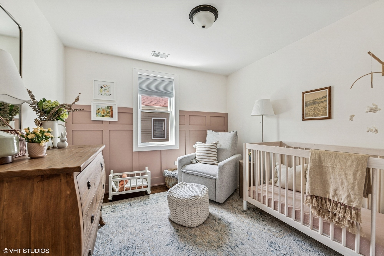 4328 North Ridgeway Avenue Chicago, IL 60618 - Photo 20 of 32 a living room with furniture and a baby crib