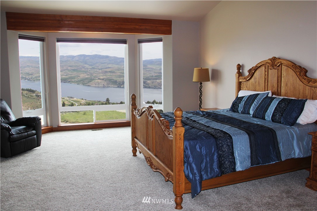 1655 Hawks Meadow Road Chelan, WA 98816 - Photo 12 of 25 Gallery Image 12