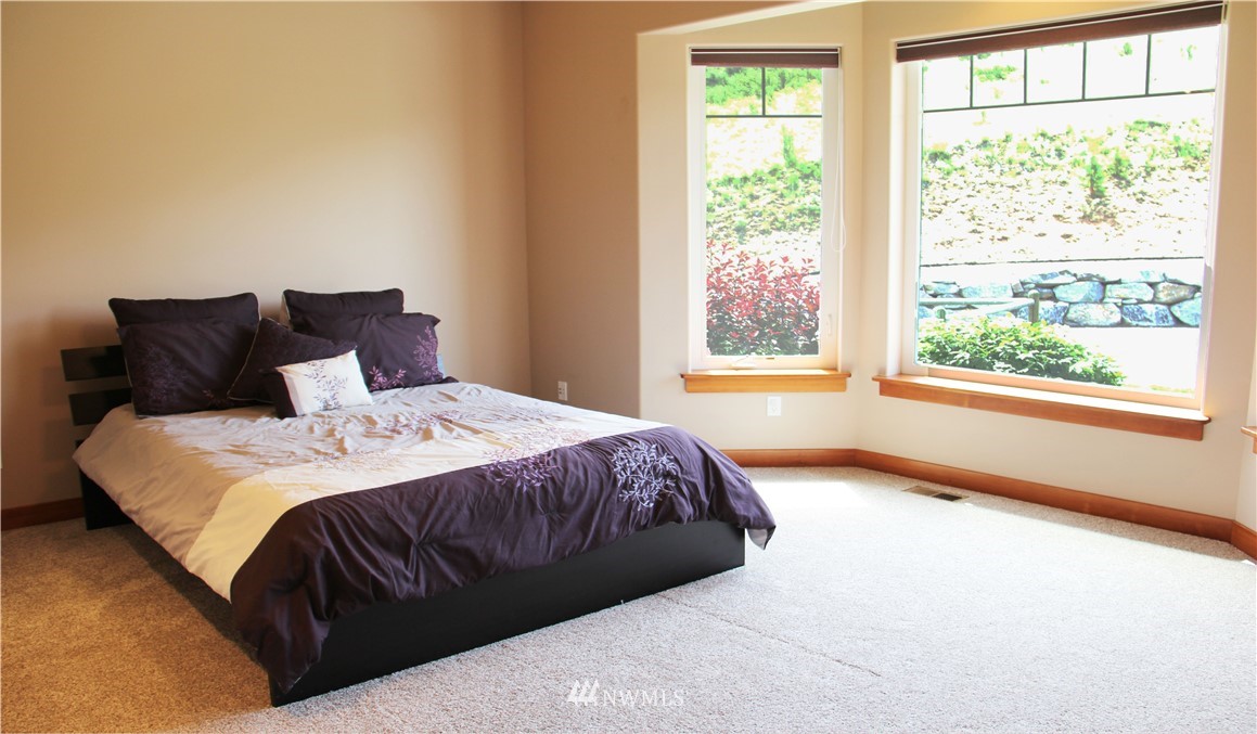 1655 Hawks Meadow Road Chelan, WA 98816 - Photo 18 of 25 Gallery Image 18