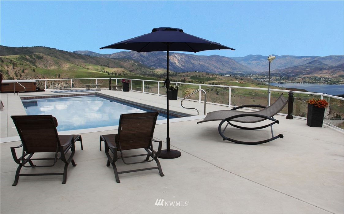 1655 Hawks Meadow Road Chelan, WA 98816 - Photo 4 of 25 Gallery Image 4