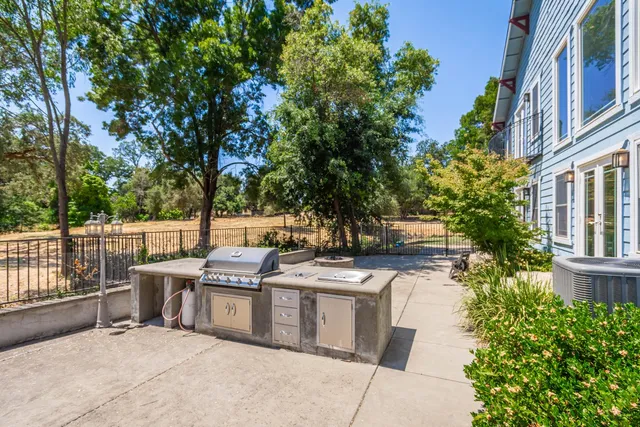 $899,000 | 7420 Woodside Drive, Citrus Heights, CA 95621