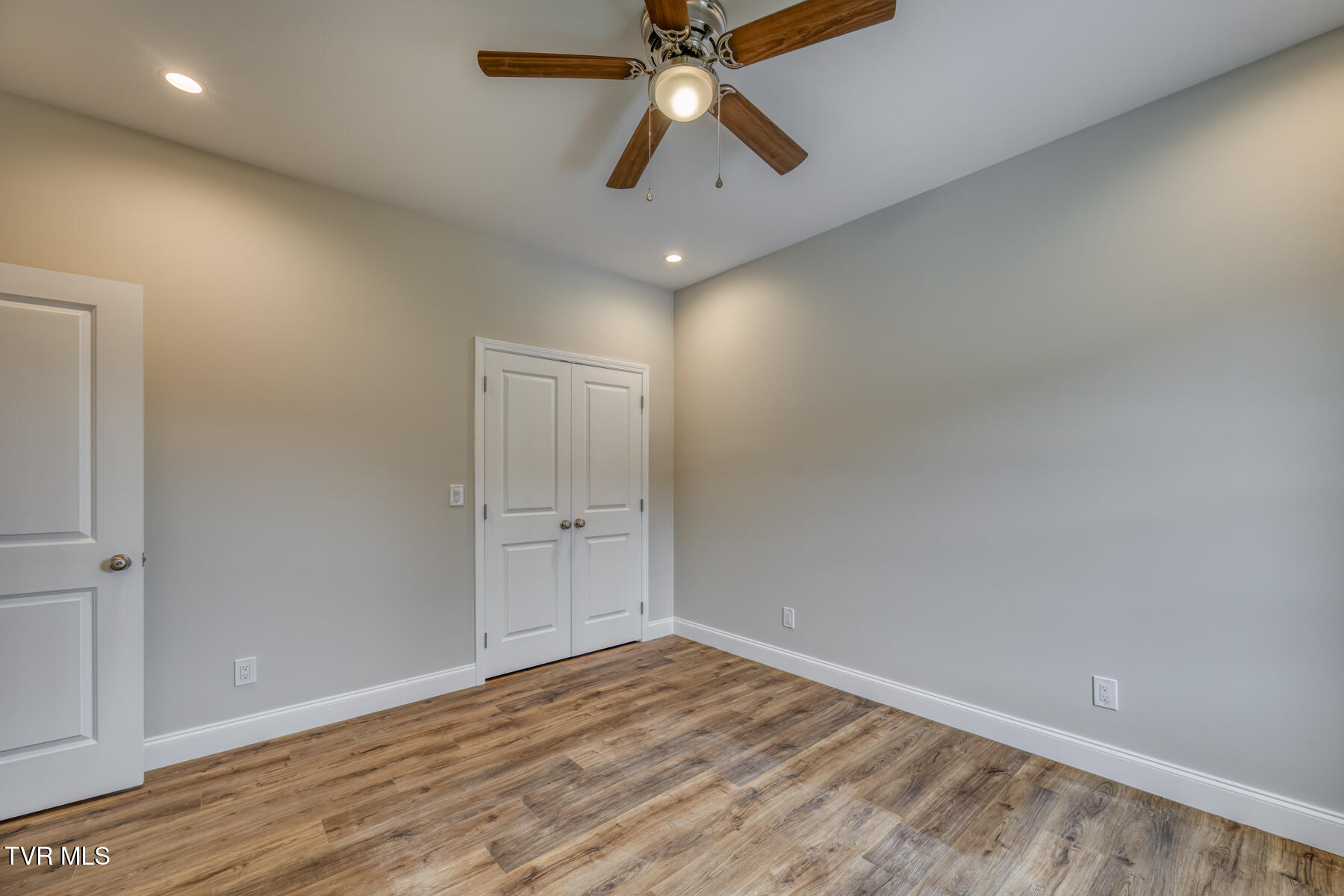 725 Maple Avenue Erwin, TN 37650 - Photo 20 of 33 725 Maple Ave-21