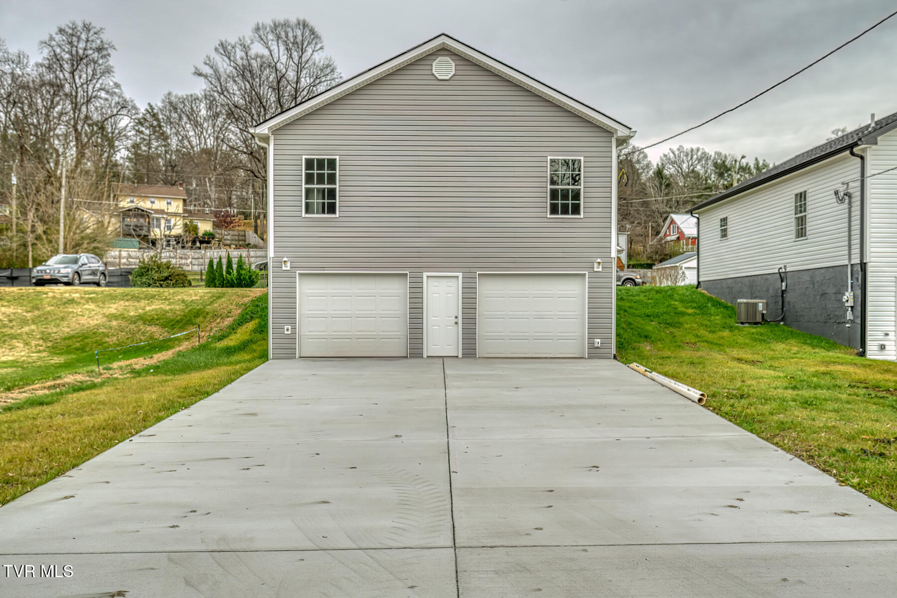 725 Maple Avenue Erwin, TN 37650 - Photo 31 of 33 725 Maple Ave-33