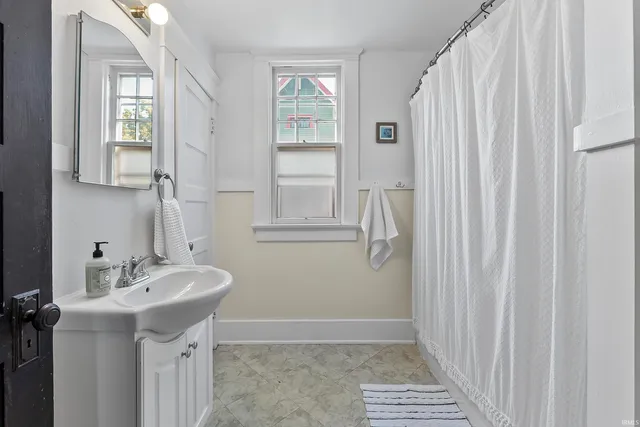 $295,000 | 817 Nelson Street, Fort Wayne, IN 46802