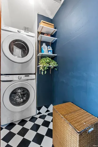 $295,000 | 817 Nelson Street, Fort Wayne, IN 46802