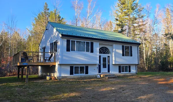 $479,900 | 1001 Old Huse Mill Road, Carrabassett Valley, ME 04947