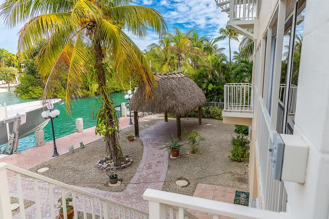 a view of an entryway